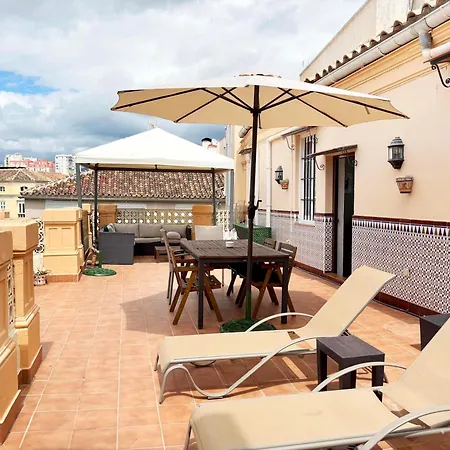 Atico Centro Suitemalaga Apartment
